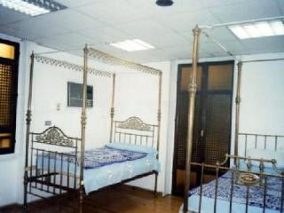 Hostel Kings Palace *