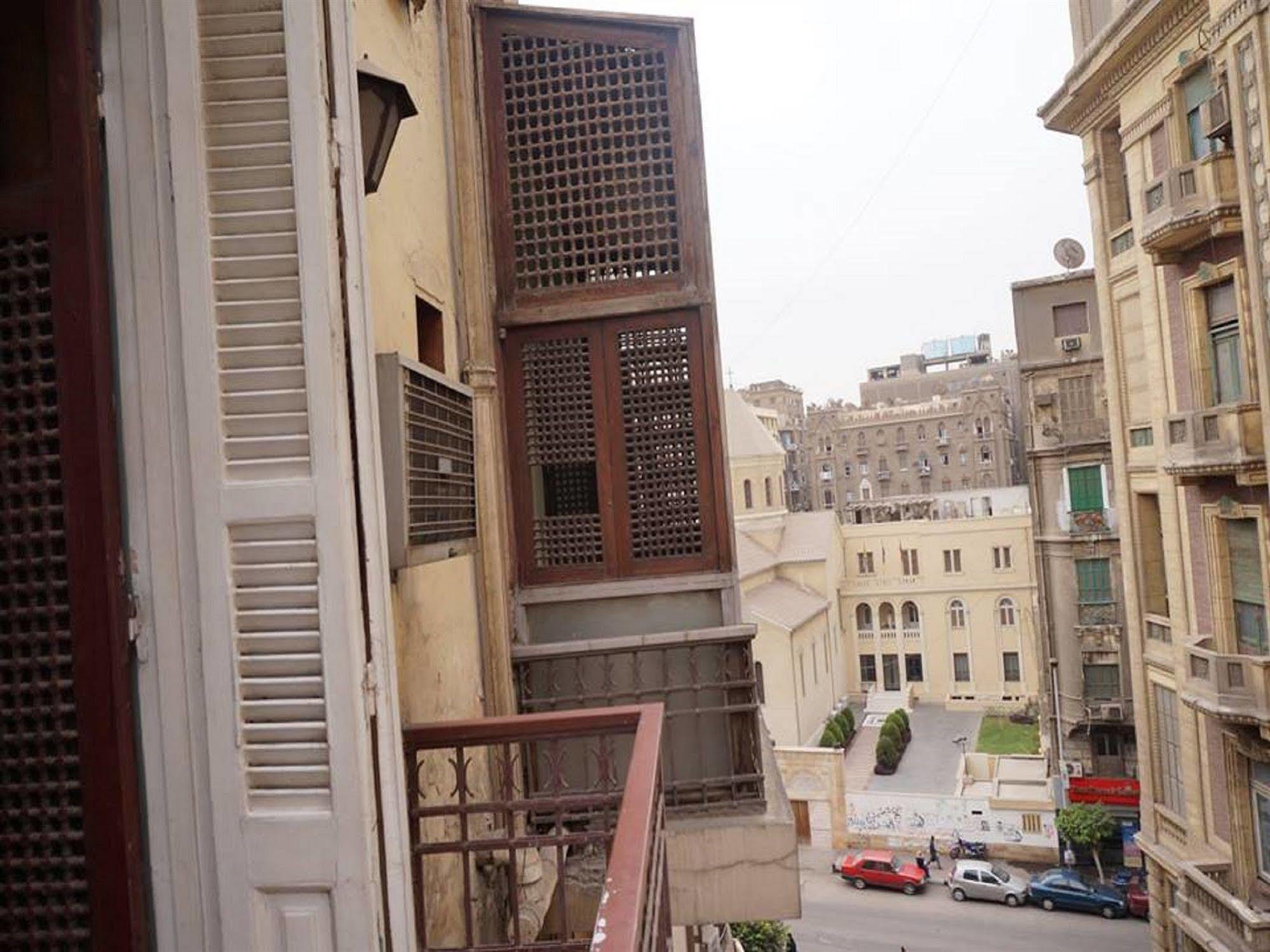Kings Palace Hostel *